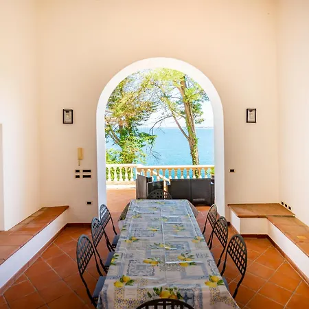 Villa Lighthouse View With Sea View Terrace And Garden