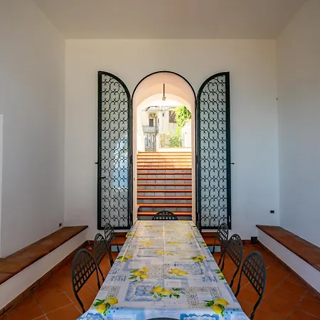 Lighthouse View With Sea View Terrace And Garden