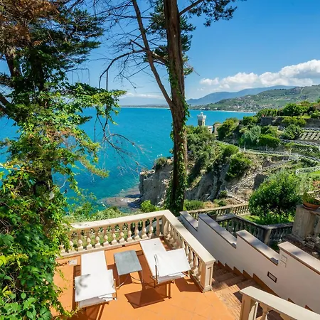 Villa Lighthouse View With Sea View Terrace And Garden Agropoli